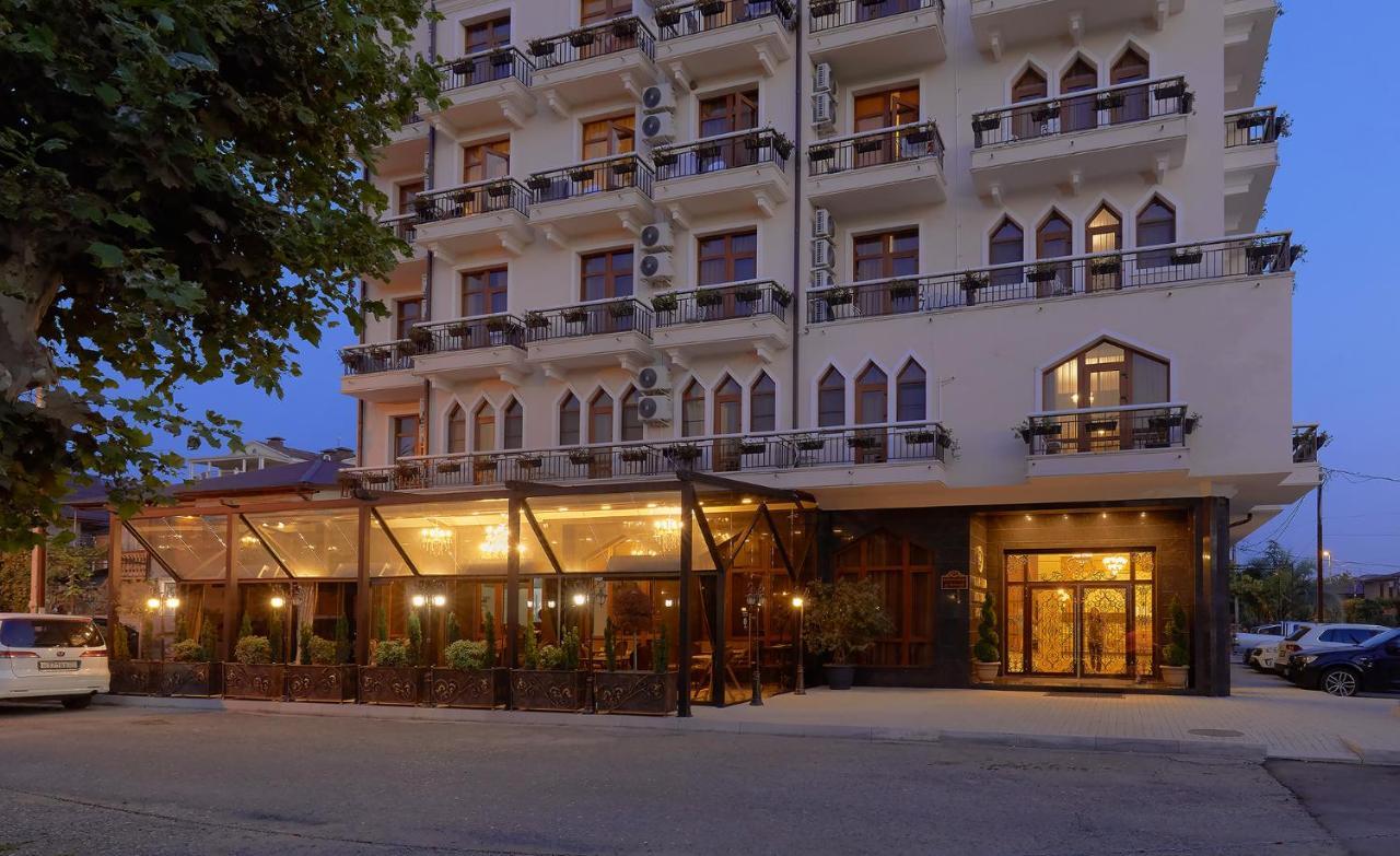 Garuda Boutique Hotel Suhumi Exterior foto